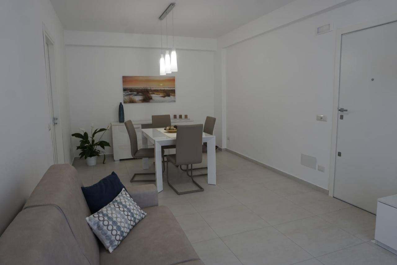 Casa Gise Lejlighed Aci Castello Eksteriør billede